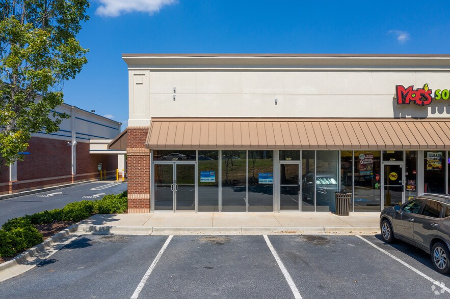 More Photos Of 2300 Holcomb Bridge Rd, Roswell Unknown For Lease