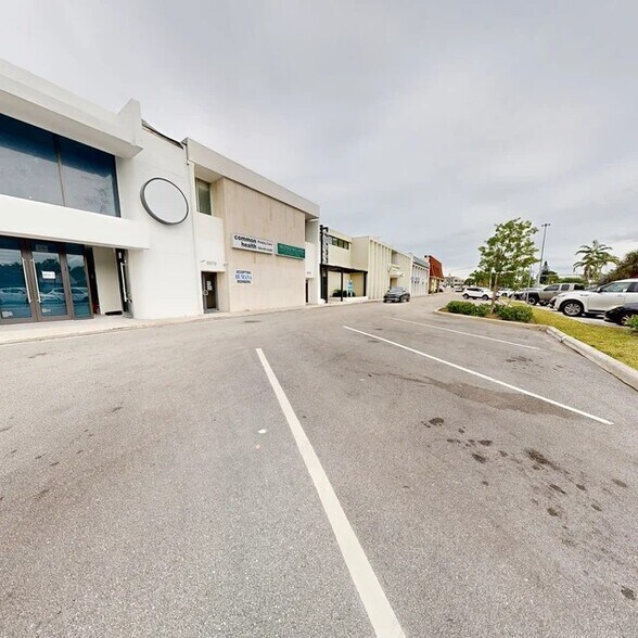 More Photos Of 3067-3071 E Commercial Blvd, Fort Lauderdale Medical For Lease