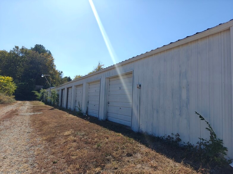 More Photos Of 200 E Rayne St, Tahlequah Self Storage For Sale