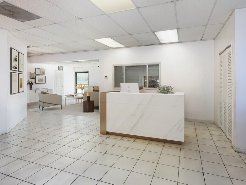 More Photos Of , El Segundo General Retail For Sale