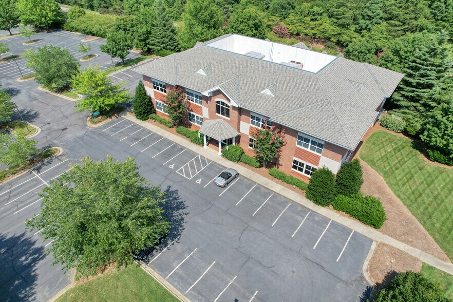 More Photos Of 175 Sunnynoll Ct, Winston-Salem Office For Sale