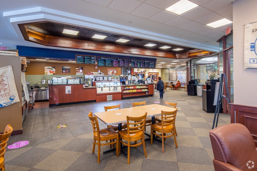 More Photos Of 211 N Broadway, Saint Louis Office For Lease