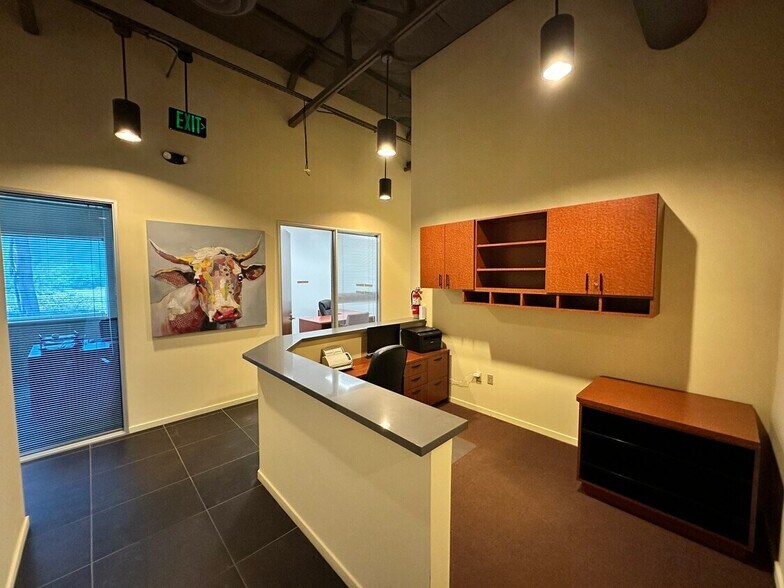 More Photos Of 4320 E Presidio St, Mesa Medical For Lease