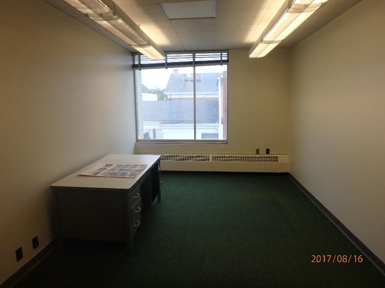 More Photos Of 201 E Main St, Glenville Office For Lease