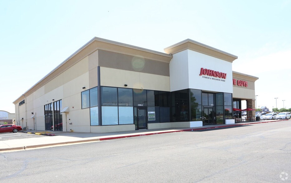 More Photos Of 2300 W Memorial Rd, Oklahoma City Unknown For Lease