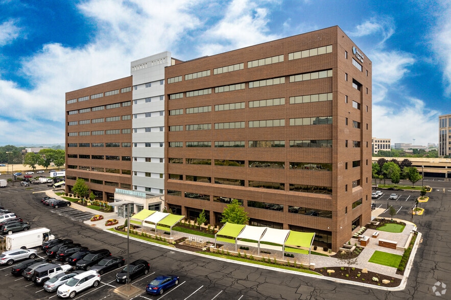 More Photos Of 3601 Minnesota Dr, Bloomington Medical For Lease