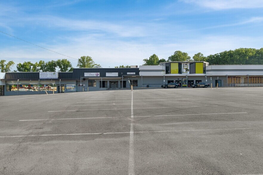 More Photos Of 3100 Branch Ave, Temple Hills General Retail For Lease
