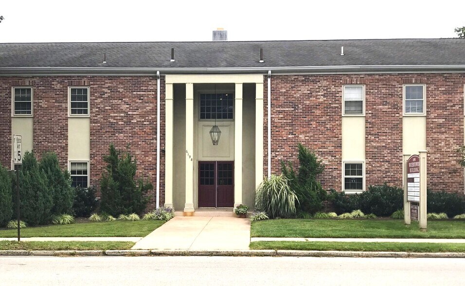 More Photos Of 6198 Butler Pike, Blue Bell Medical For Sale