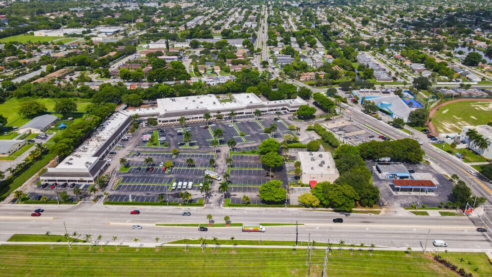 More Photos Of 941 Kimberly Blvd, North Lauderdale Unknown For Lease