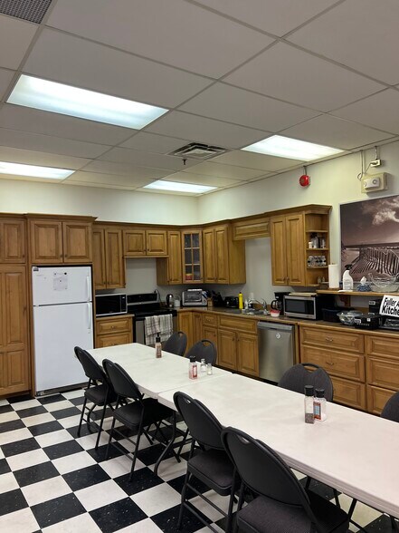 More Photos Of 201 Bay St, Midland Industrial For Lease