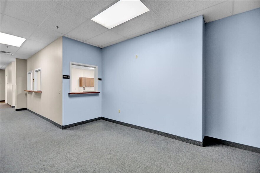 More Photos Of 1350 Broadcasting Rd, Wyomissing Medical For Lease