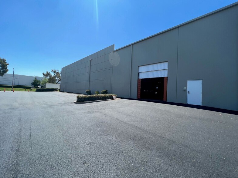 More Photos Of 1141 California Ave, Corona Warehouse For Sale