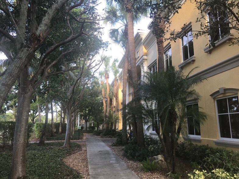 More Photos Of 6115 Lyons Rd, Coconut Creek Office For Sale