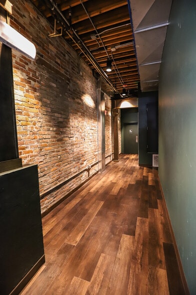 More Photos Of 109 S Main St, Gainesville Restaurant For Sale