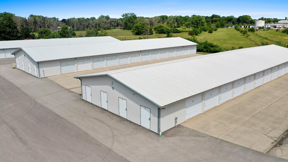 More Photos Of 1854 Industrial Dr, Green Bay Specialty For Sale