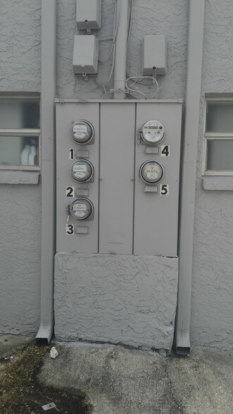 More Photos Of 1211 Miramar St, Cape Coral Office For Sale