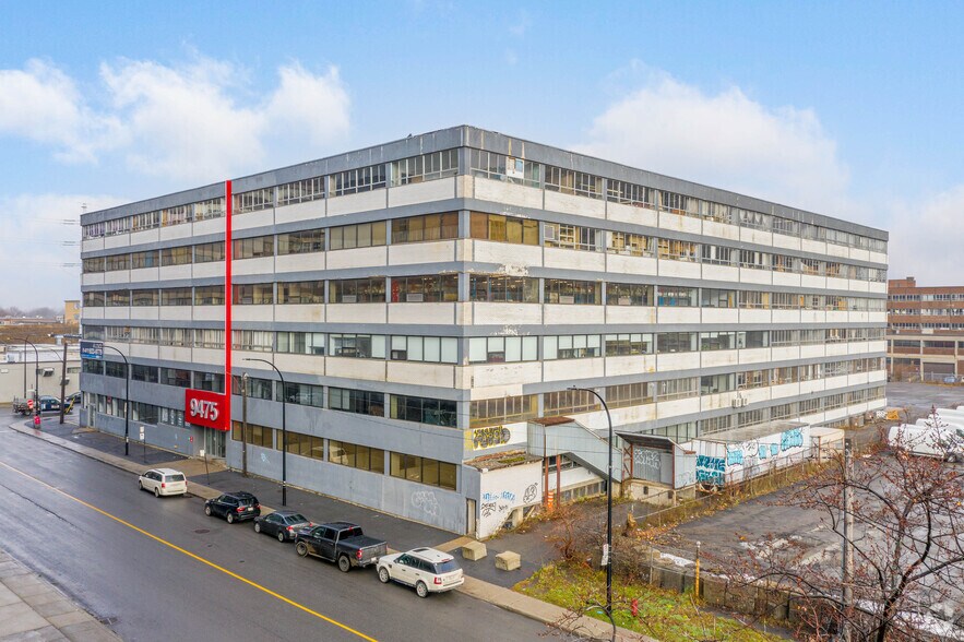 More Photos Of 9475 Rue Meilleur, Montréal Showroom For Lease