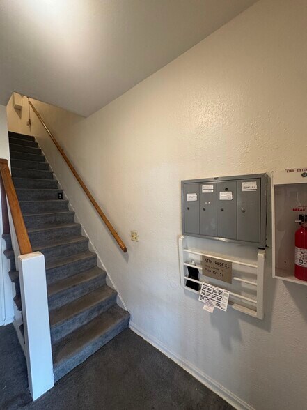 More Photos Of 510 10th St, Golden Apartments For Sale