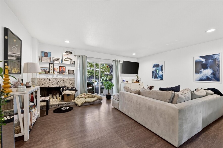 More Photos Of 1920 Camino Verde, Walnut Creek Apartments For Sale