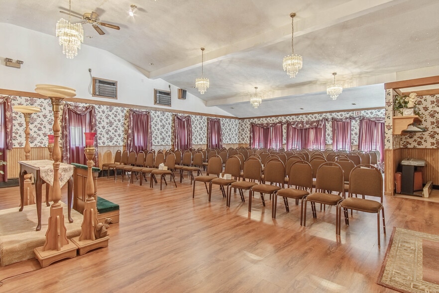 More Photos Of 17321 Old Rome State Rd, Watertown Funeral Home For Sale