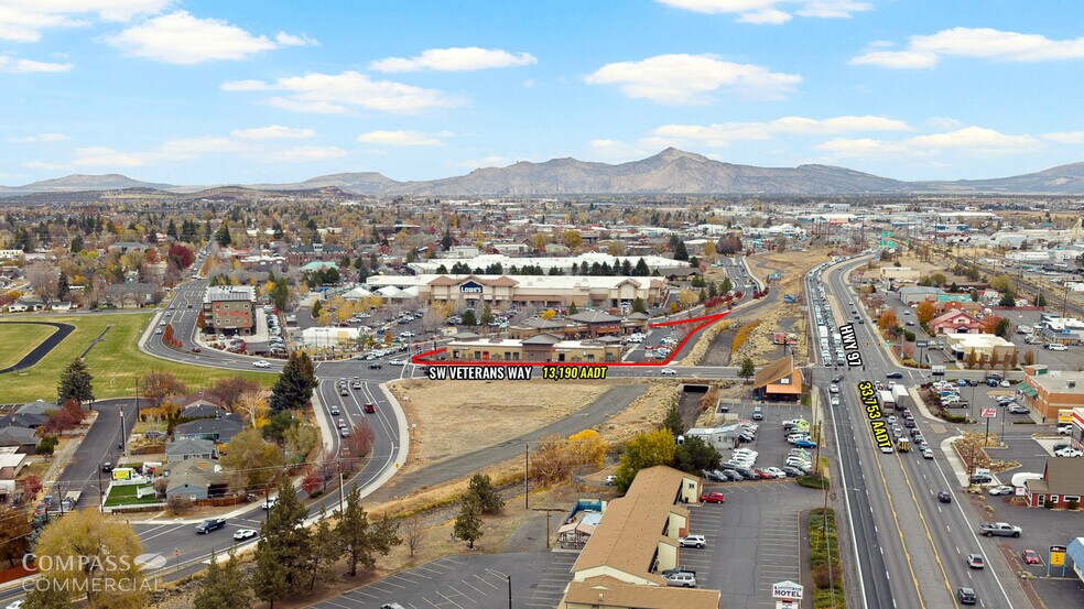 More Photos Of 1380-1400 SW Canal Blvd, Redmond Unknown For Lease