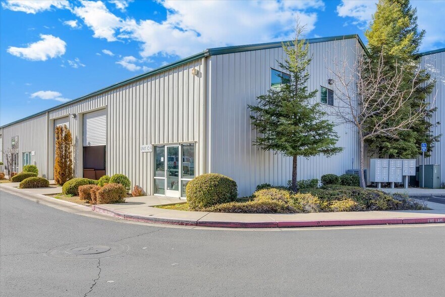 More Photos Of 18855 Microtronics, Sonora Industrial For Sale