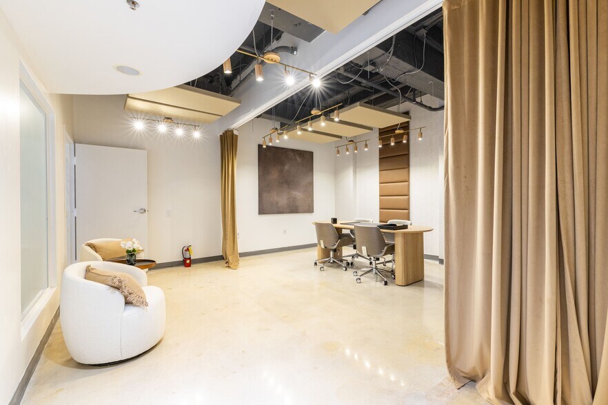 More Photos Of 1680 Meridian Ave, Miami Beach Office For Lease