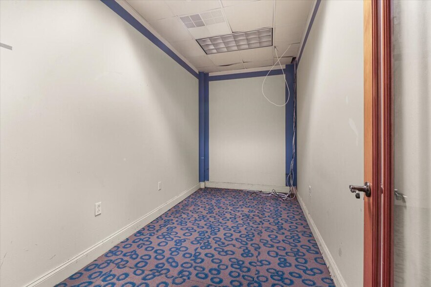 More Photos Of 2254-60 N 3rd St, Philadelphia Office For Sale