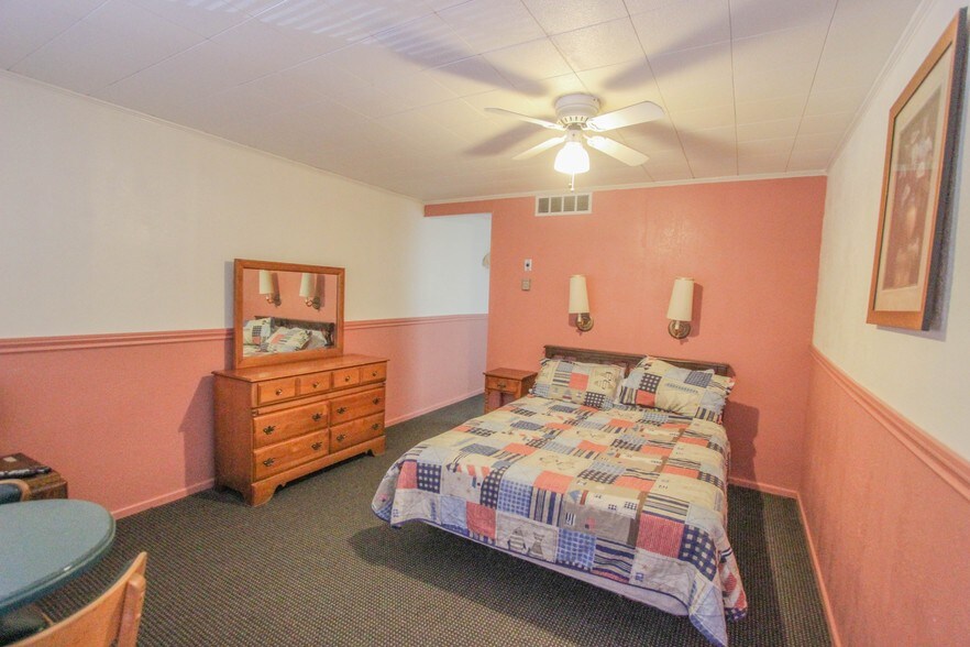 More Photos Of 90 James Canyon Hwy, Cloudcroft Hotel For Sale
