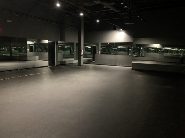 More Photos Of 670 S Green Valley Pky, Henderson Storefront Retail Office For Sale