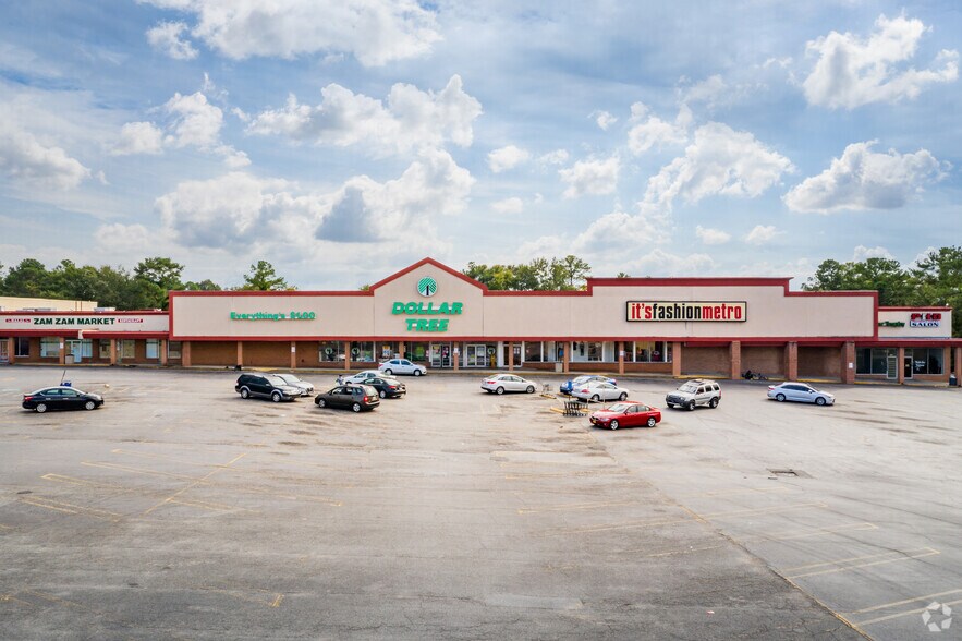 More Photos Of 1576 Eisenhower Pky, Macon-Bibb Unknown For Lease