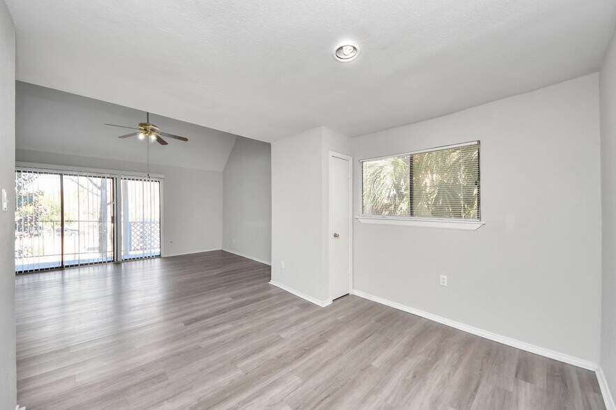 More Photos Of , Houston Multifamily For Sale