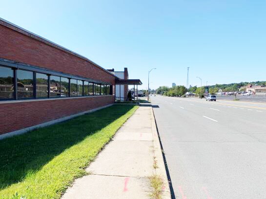 More Photos Of 93 Broadway, Menands Light Manufacturing For Sale