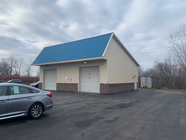 More Photos Of 346 E Orvis St, Massena Freestanding For Lease