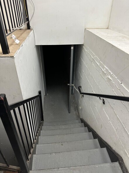 More Photos Of 807-811 Van Siclen Ave, Brooklyn Storefront For Lease