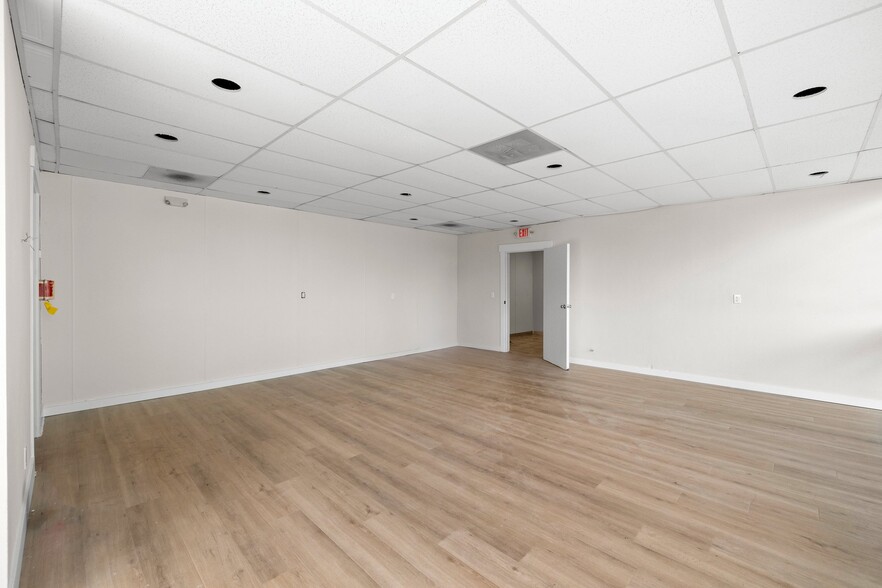 More Photos Of 5601 NE Martin Luther King Jr Blvd, Portland Freestanding For Lease