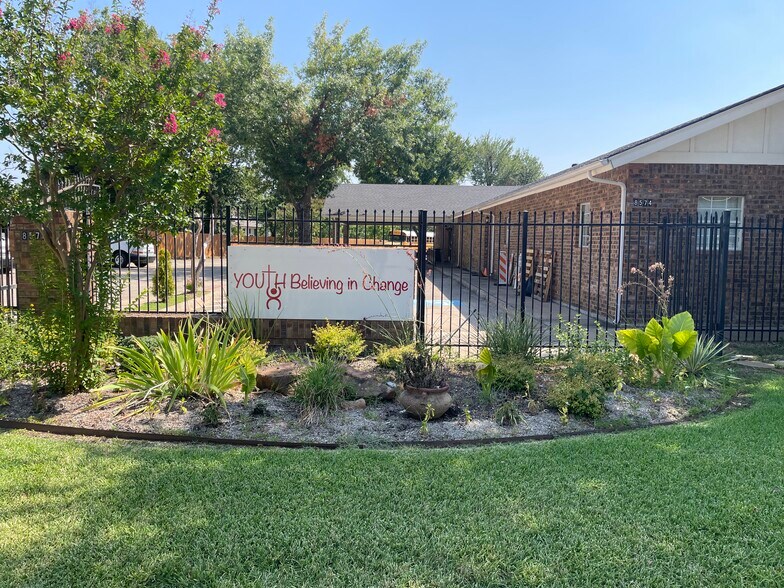 More Photos Of 8568 Stults Rd, Dallas Religious Facility For Sale