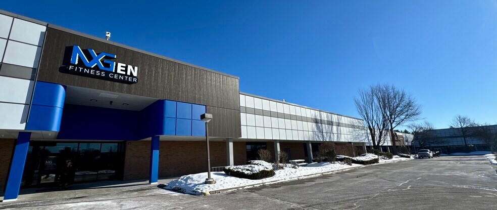 More Photos Of 75 Northport Dr, Portland Office For Sale