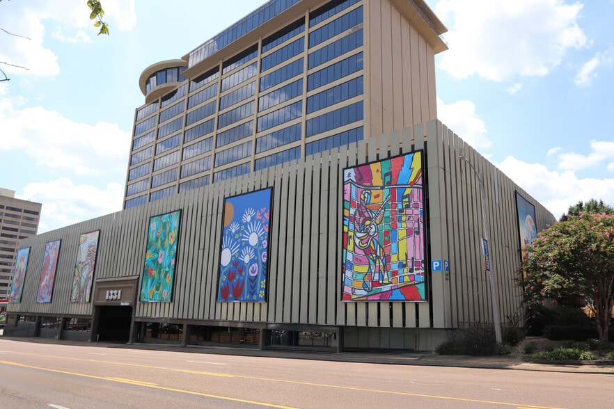 More Photos Of 1331 Union Ave, Memphis Medical For Lease