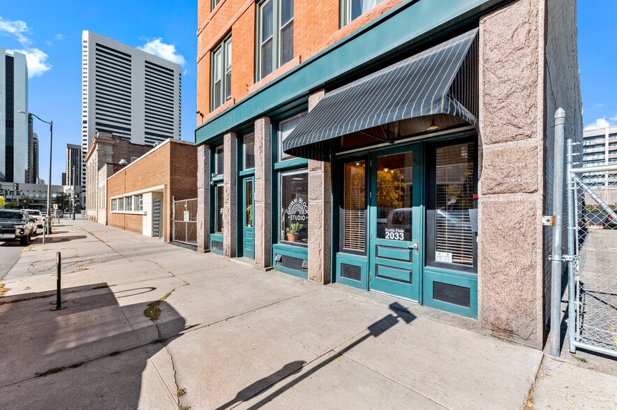 More Photos Of 2031-2033 Curtis St, Denver Apartments For Lease