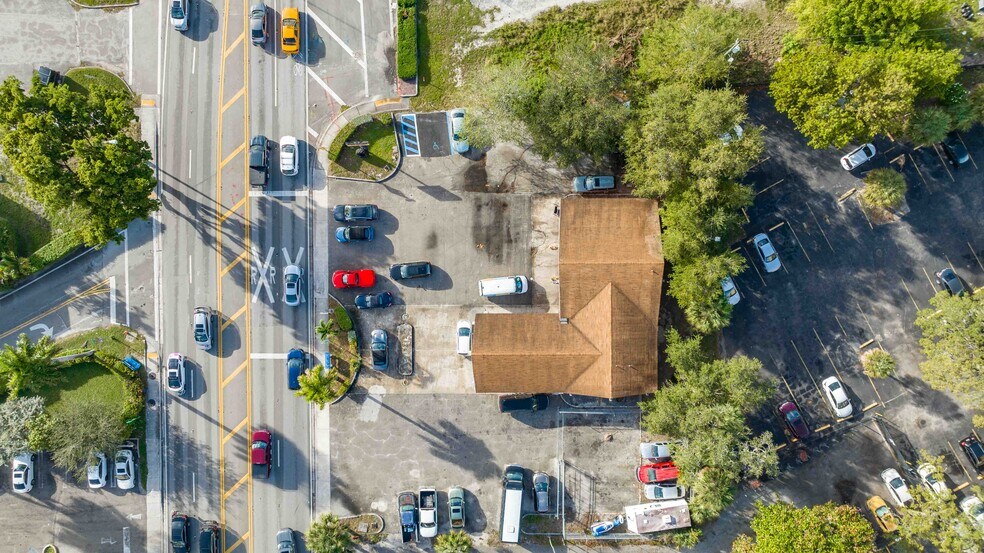 More Photos Of 1401 NE 123rd St, North Miami Auto Repair For Lease