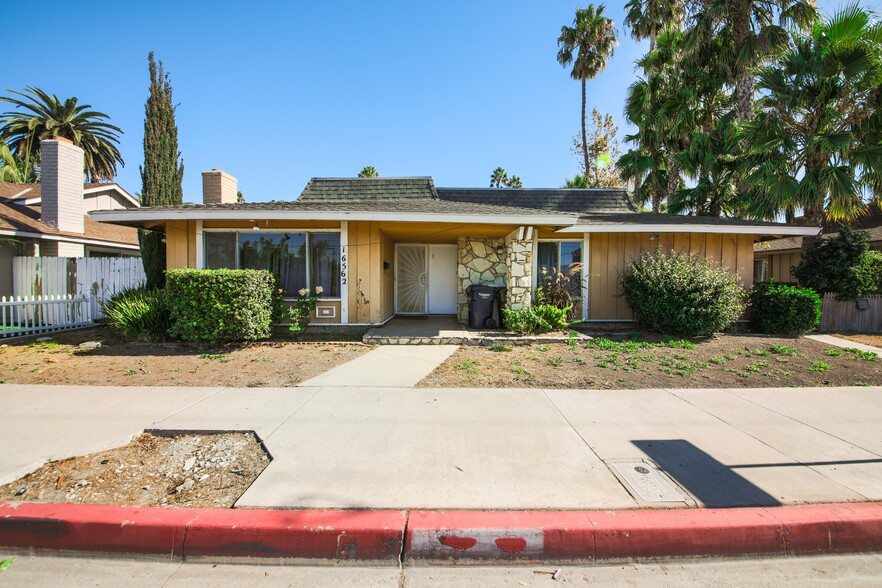 Primary Photo Of 16562 Goldenwest St, Huntington Beach Apartments For Sale