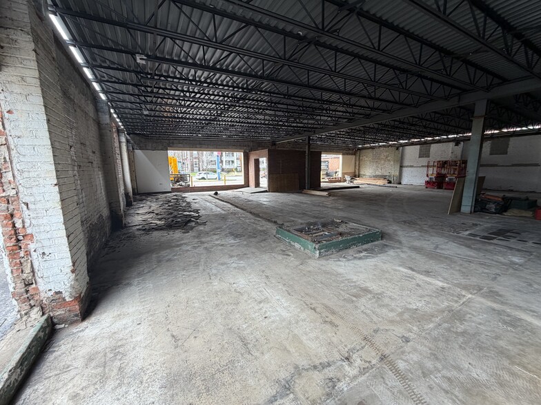 More Photos Of 11034 Clifton Blvd, Cleveland Storefront Retail Office For Lease