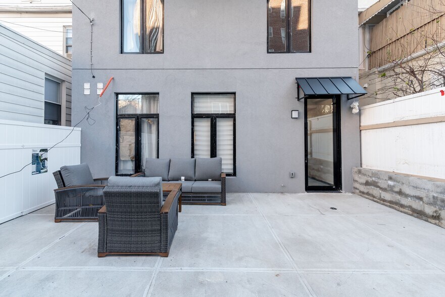 More Photos Of 2819 Clarendon Rd, Brooklyn Apartments For Sale