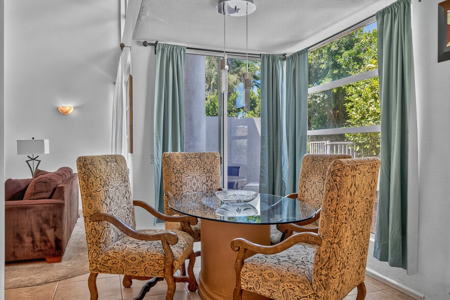 More Photos Of 67590 Jones Rd, Cathedral City Hotel For Sale