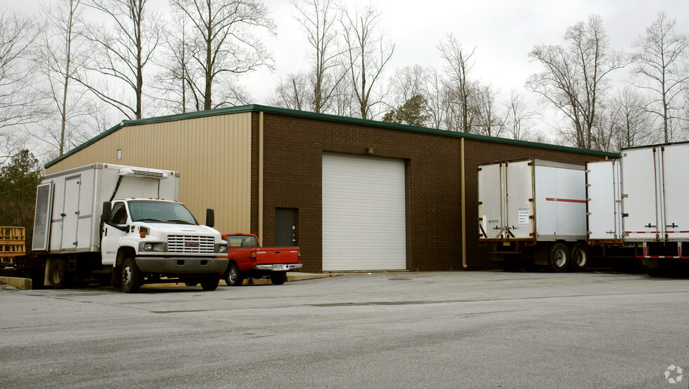 Primary Photo Of 4845 Buford Hwy, Peachtree Corners Warehouse For Lease