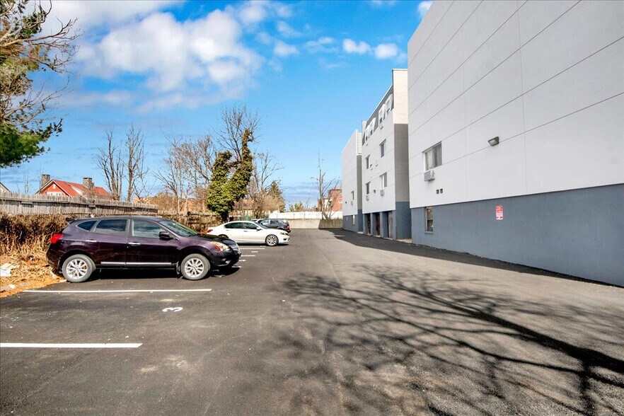 More Photos Of 191 Park Ave, Yonkers Apartments For Sale