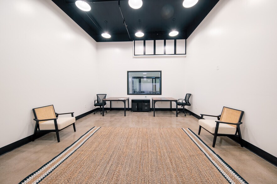 More Photos Of 550 Mallory Way, Carson City Warehouse For Lease