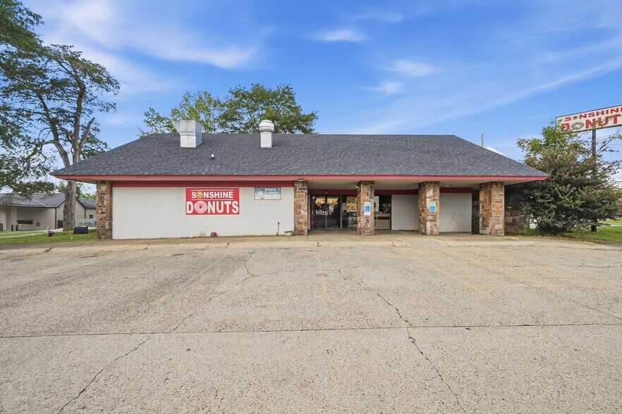 More Photos Of 609 N Main St, Benton Fast Food For Sale