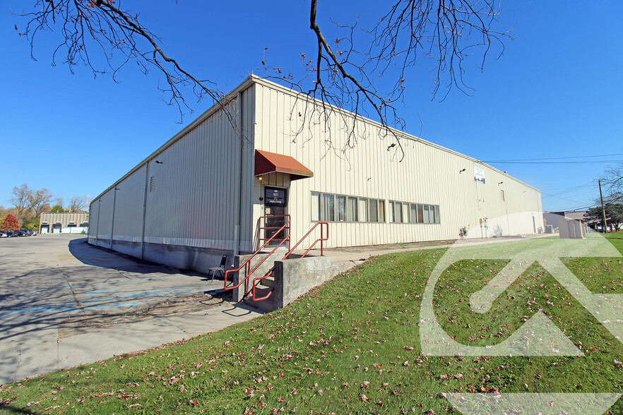 Primary Photo Of 27060-27080 Trolley Industrial Dr, Taylor Manufacturing For Lease